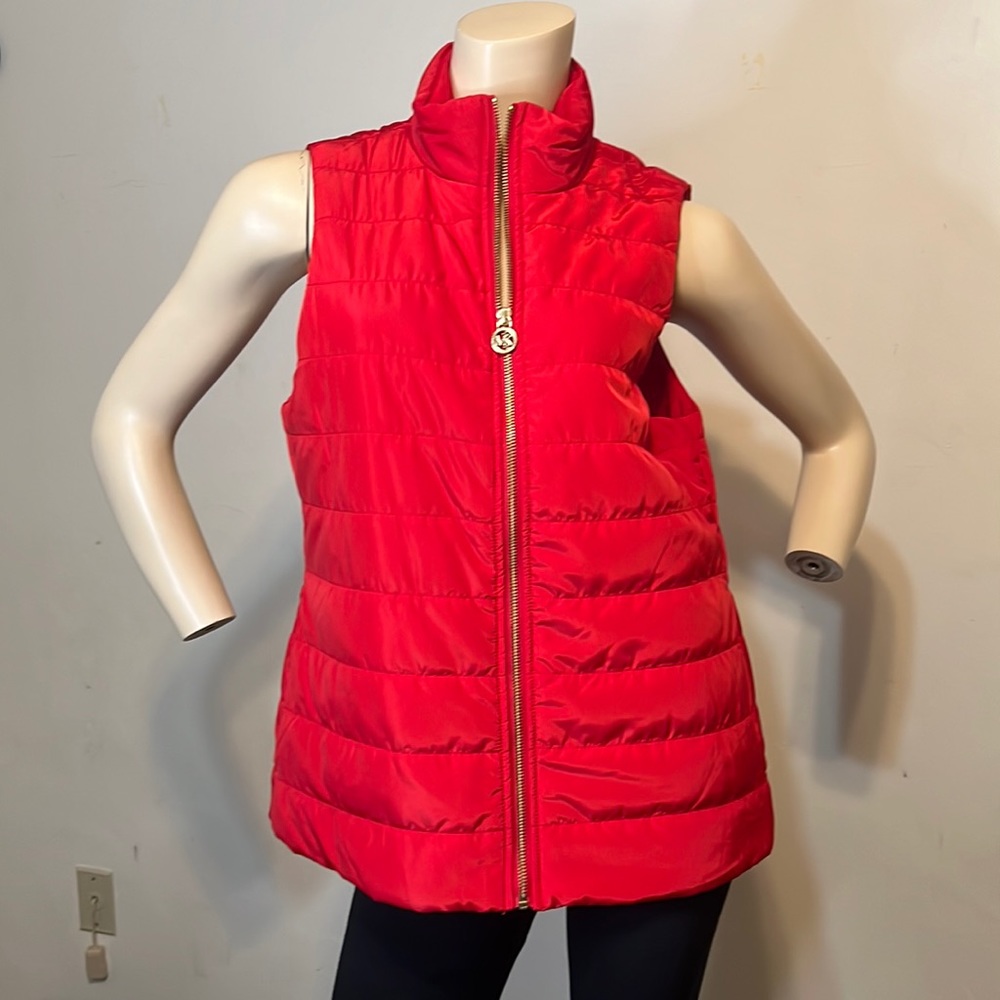 NWT -MICHAEL Michael Kors crimson vest - M
